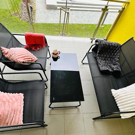 Medences Panoramas Balatom Apartman Шиофок Экстерьер фото