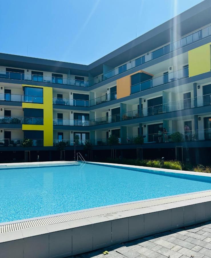 Medences Panoramas Balatom Apartman Шиофок Экстерьер фото